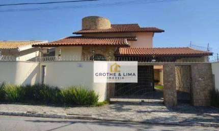 Sobrado  venda 4 quartos, 2 suítes, 4 vg garagem, local excelente ,perto de todo comércio e serviçios diversos , fácil acess- Vl.Resende - Caçapava/SP