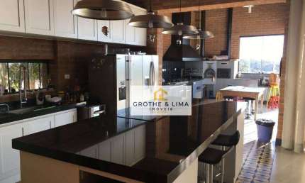 Casa com 3 dormitórios, 700 m² - venda ou aluguel - Chácaras Cataguá - Taubaté/SP
