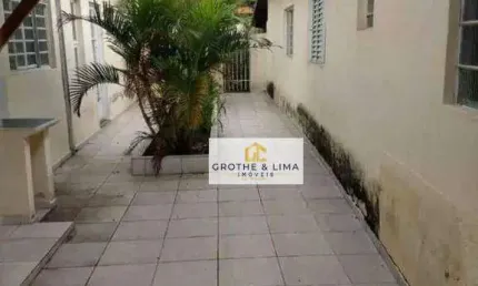Casa com 6 dormitórios à venda, 200 m² por R$ 689.000 - Vila São José - Taubaté/SP