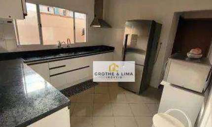 Sobrado com 4 dormitórios à venda, 125 m² por R$ 636.000,00 - Residencial União - São José dos Campos/SP