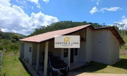 Casa com 3 dormitórios à venda, 174 m² por R$ 690.000,00 - Zona Rural - Santo Antônio do Pinhal/SP