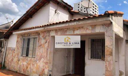 Casa com 3 dormitórios à venda, 180 m² por R$ 1.200.000 - Monte Castelo - São José dos Campos/SP