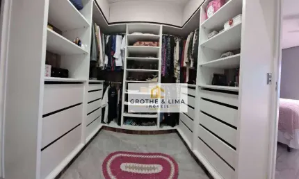 Casa com 3 dormitórios à venda, 300 m² por R$ 958.000,00 - Jardim Morumby - Taubaté/SP