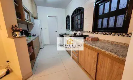 Sobrado com 3 dormitórios, 2 suítes à venda, 200 m² - Jardim Terras de São João - Jacareí/SP