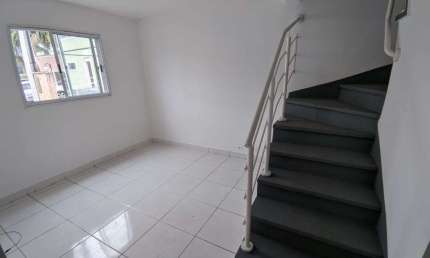Sobrado com 2 dormitórios, 60 m² - venda por R$ 420.000,00 ou aluguel por R$ 2.515,00/mês - Monte Castelo - São José dos Campos/SP