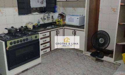 Sobrado com 4 dormitórios à venda, 185 m² por R$ 350.000,00 - Jardim Bela Vista - São José dos Campos/SP