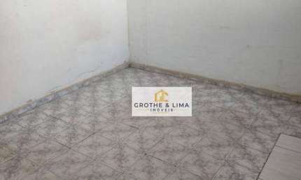 EXCELENTE IMOVEL SITUADO A BEIRA DA DUTRA COM FACIL ACESSO , PODE SER FEITO COMERCIA E RESIDENCIAL