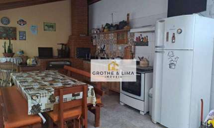 Sobrado com 3 dormitórios à venda, 142 m² por R$ 636.000,00 - Vila Areao - Taubaté/SP