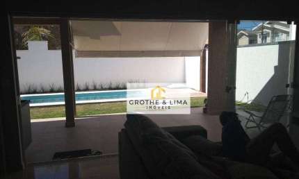 Sobrado com 4 dormitórios, 3 suítes, 245 m² - Venda - Campos do Conde Versailles - Tremembé/SP