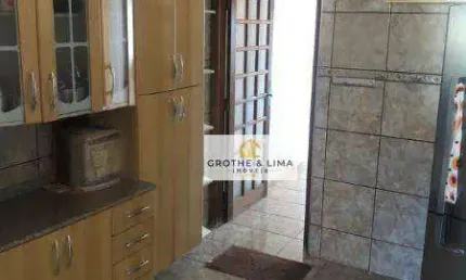 Sobrado com 3 dormitórios à venda, 330 m² por R$ 350.000 - Jardim Gurilândia - Taubaté/SP