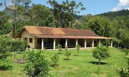 Chácara com 4 dormitórios à venda, 4000 m² por R$ 550.000,00 - Nogueiras - Sapucaí-Mirim/MG