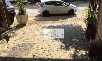 Sobrado com 2 dormitórios à venda, 87 m² por R$ 450.000,00 - Cidade Morumbi - São José dos Campos/SP