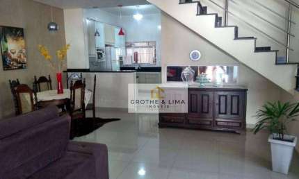 Sobrado com 3 dormitórios à venda, 220 m² por R$ 750.000,00 - Villa Branca - Jacareí/SP
