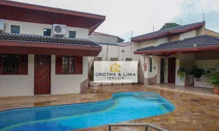 Casa com 5 dormitórios à venda, 520 m² por R$ 1.065.000,00 - Vila São Geraldo - Taubaté/SP