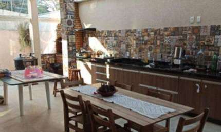 Casa com 4 dormitórios à venda, 230 m² por R$ 1.166.000,00 - Parque Residencial Maria Elmira - Caçapava/SP