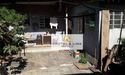 Casa com 5 dormitórios à venda, 240 m² por R$ 600.000,00 - Vila Sinhá - São José dos Campos/SP
