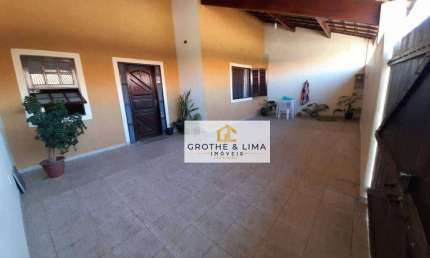 Casa com 2 dormitórios à venda, 170 m² por R$ 424.000,00 - Parque São Francisco - Guaratinguetá/SP