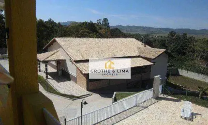 Chacara em Caçapava para moradia ou investimento - Casa principal e salão de festas