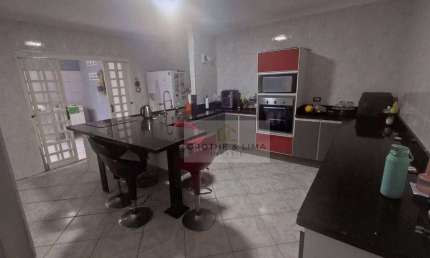 Casa com 5 dormitórios à venda, 245 m² por R$ 657.000,00 - Vila Tesouro - São José dos Campos/SP
