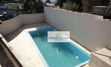 Sobrado com 4 dormitórios à venda, 200 m² por R$ 570.000,00 - Cidade Jardim - Taubaté/SP
