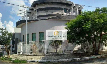 Sobrado com 3 dormitórios à venda, 330 m² por R$ 901.000,00 - Parque Esperança - Taubaté/SP