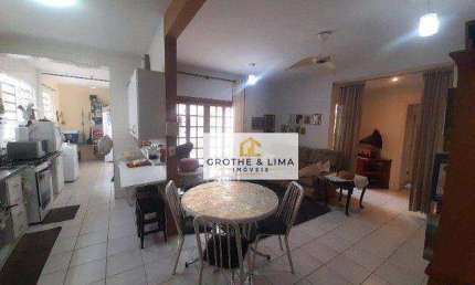 Casa com 5 dormitórios à venda, 360 m² - Chácara do Visconde - Taubaté/SP