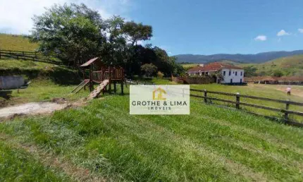 Maravilhosa fazenda de 215 alqueires à venda de porteira fechada no município de Roseira-SP.