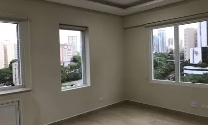 Ponto comercial para alugar na Rua Maestro Cardim, 407, Liberdade, São Paulo