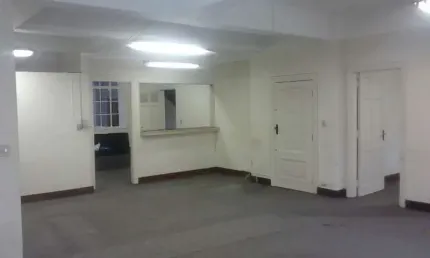 Ponto comercial para alugar na Benjamim Constant- Frente, 61, Sé, São Paulo