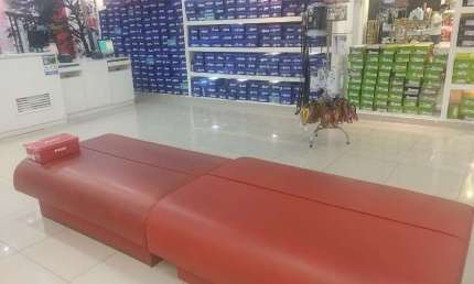 Ponto comercial para alugar na Direita - Frente, 137, Sé, São Paulo