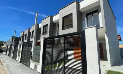 Casa com 3 quartos à venda no Pagani, Palhoça  por R$ 659.000