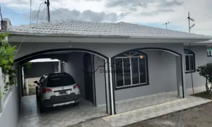 Casa com 3 quartos à venda no São Sebastião, Palhoça  por R$ 750.000