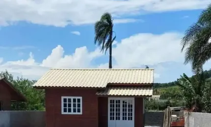 Casa com 2 quartos à venda no Enseada do Brito (Ens Brito), Palhoça  por R$ 300.000