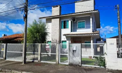 Casa com 4 quartos à venda na Bela Vista, Palhoça  por R$ 1.500.000
