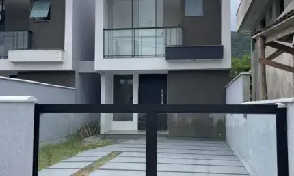 Casa com 3 quartos à venda no forquilhas, são josé  por r$ 590.000