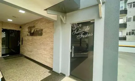 Apartamento com 3 quartos à venda no Barreiros, São José  por R$ 389.000