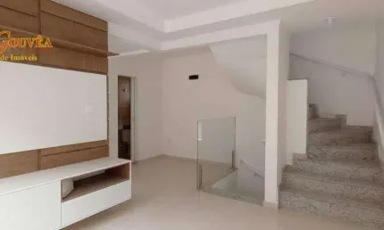 Casa com 2 dormitórios à venda, 93 m² por R$ 690.000,00 - Campo Grande - Santos/SP