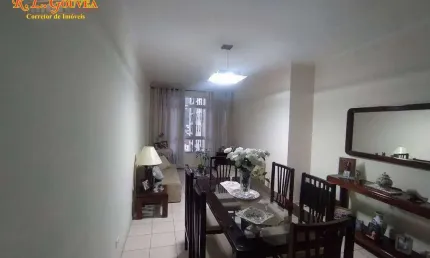 Ótimo Apartamento com 2 dormitórios à venda por R$ 450.000 - Marapé - Santos/SP