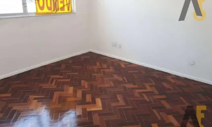 Apartamento - VAZIO - Reformado - Sala -  2 Quartos - Vaga- Financia.