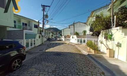 Casa com 3 dormitórios à venda, 107 m² por R$ 680.000,00 - Taquara - Rio de Janeiro/RJ