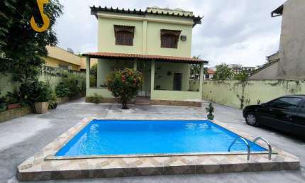 Casa com 3 dormitórios à venda, 299 m² por R$ 700.000,00 - Praça Seca - Rio de Janeiro/RJ