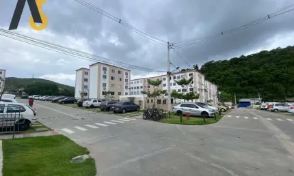 Apartamento com 2 dormitórios à venda, 40 m² por R$ 195.000,00 - Tanque - Rio de Janeiro/RJ