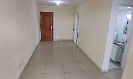 Apartamento com 3 dormitórios à venda, 68 m² por R$ 300.000,00 - Taquara - Rio de Janeiro/RJ