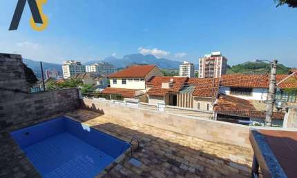 Casa com 3 dormitórios à venda, 316 m² por R$ 990.000,00 - Pechincha - Rio de Janeiro/RJ