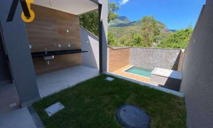 Casa com 4 dormitórios à venda, 222 m² por R$ 1.320.000,00 - Freguesia de Jacarepaguá - Rio de Janeiro/RJ