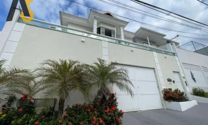 Casa com 5 dormitórios à venda, 318 m² por R$ 1.750.000,00 - Pechincha - Rio de Janeiro/RJ