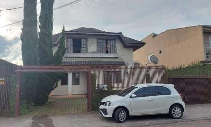 Sobrado para Venda em Curitiba, Fazendinha, 3 dormitórios, 1 suíte, 3 banheiros, 3 vagas