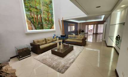 Casa com 4 quartos à venda na Avenida Piassanguaba, Planalto Paulista, São Paulo por R$ 2.500.000