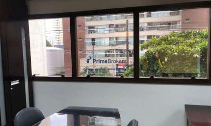 Sala comercial para alugar na Avenida Jandira, Moema, São Paulo por R$ 2.150