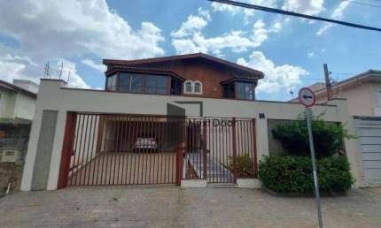 Sobrado para alugar em Jardim Chapadão de 369.00m² com 8 Quartos, 1 Suite e 4 Garagens